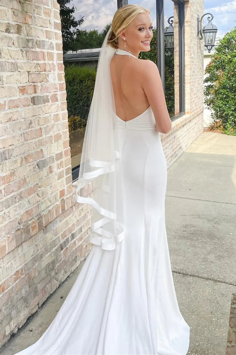 Robe de mariée longue fendue style sirène avec dos nu et sans voile